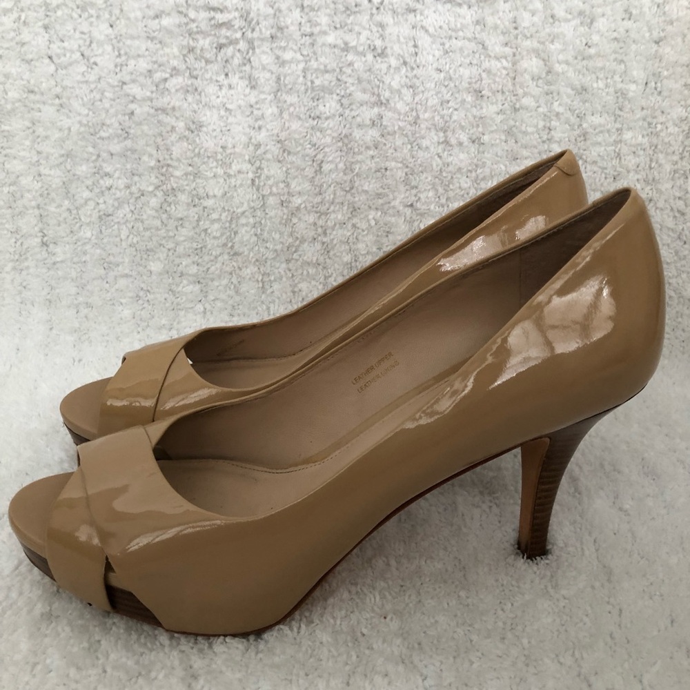 Via Spiga Nude Patent Peep Toe heels Size 8